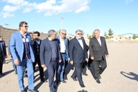 حضور دكتر دهقاني فيروز آبادي رئيس دانشگاه علوم پزشكي بيرجند در جلسه بررسي سند توسعه ميان مدت شهرستان درميان