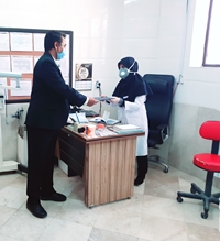حضور معاون بهداشتی شبکه در مراکز خدمات جامع سلامت جهت تقدیر از دندانپزشکان به مناسبت روز دندانپزشک